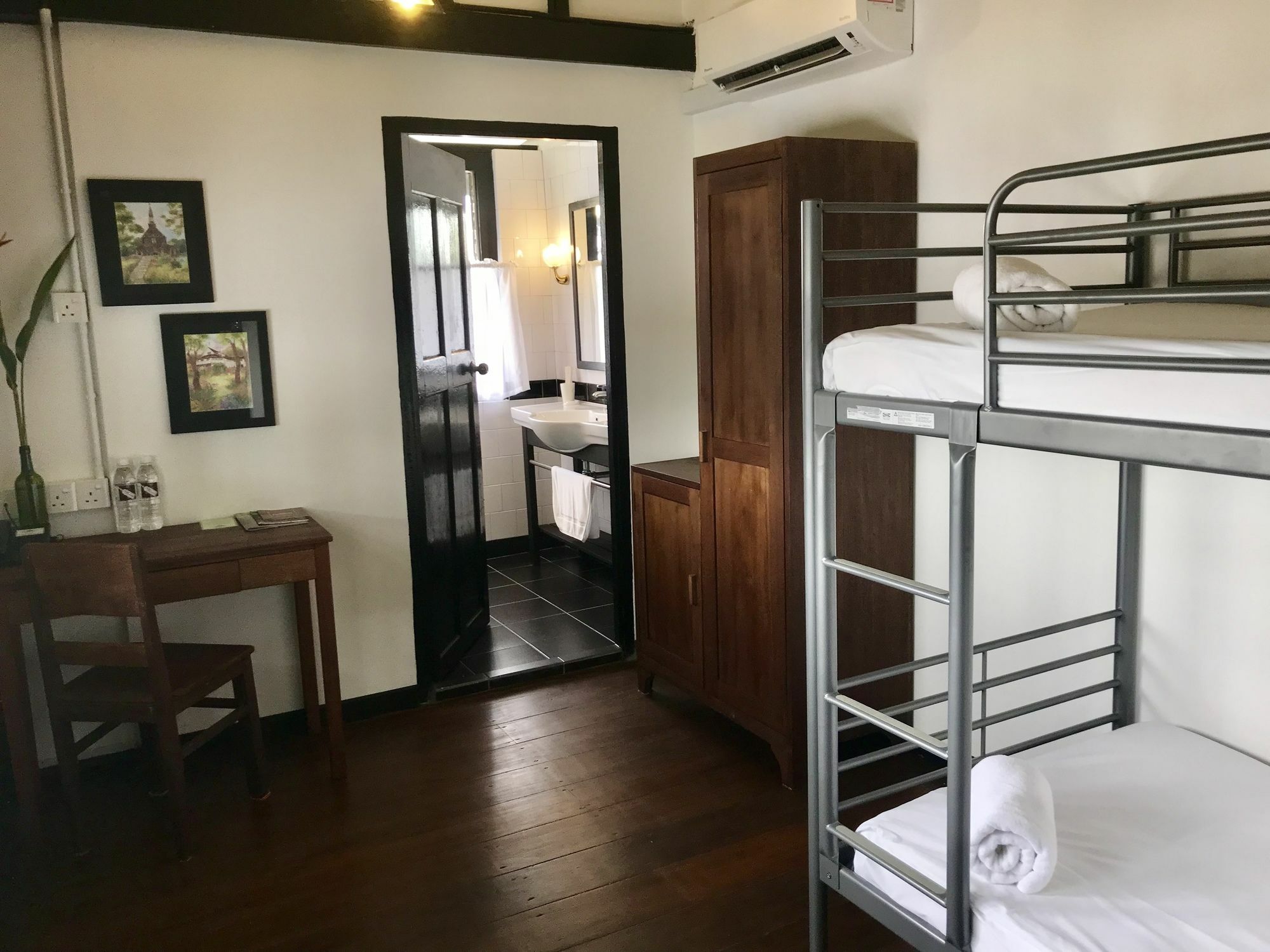 The Marian Boutique Lodging House Kuching Extérieur photo